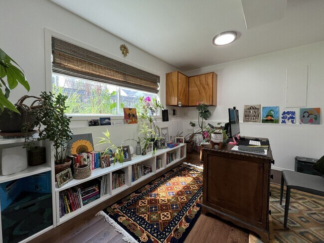 Building Photo - Comfortable Living in Bethany with Two Separate Units, Expansive 0.45-Acre Lot & Versatile Detach...