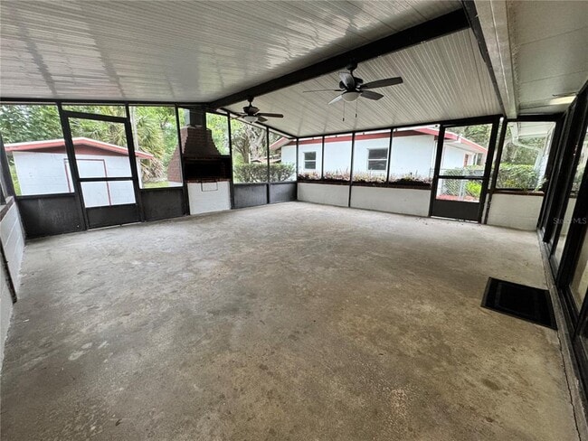 Building Photo - 8225 E Hwy 25