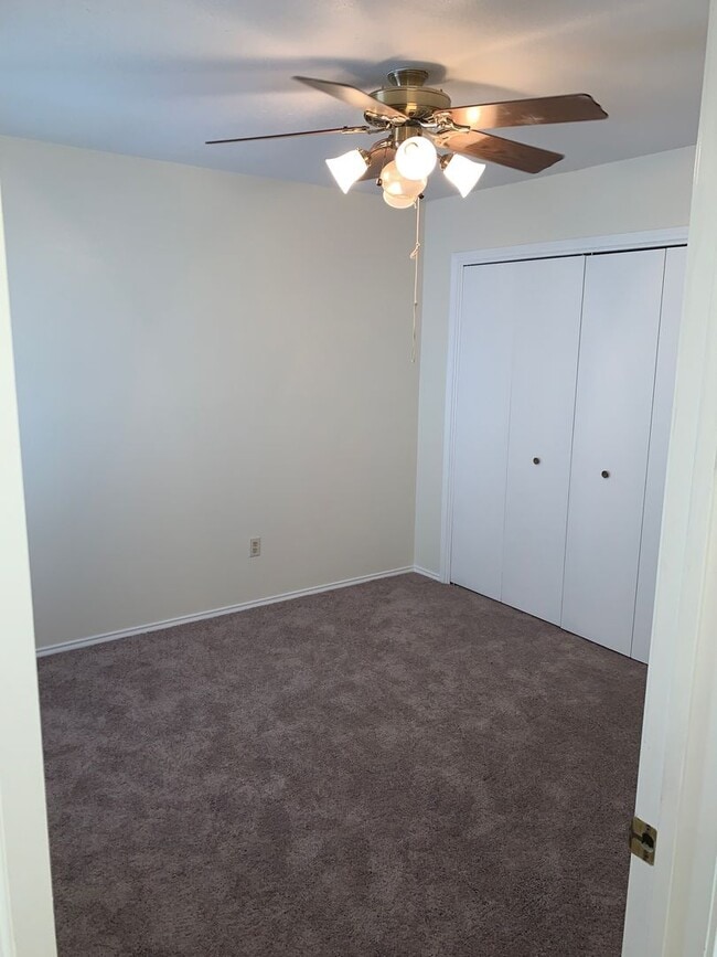 Building Photo - 2230 Bird Island Dr