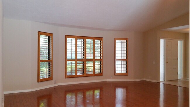 Building Photo - **4431 NW 53rd Street (Huntington)