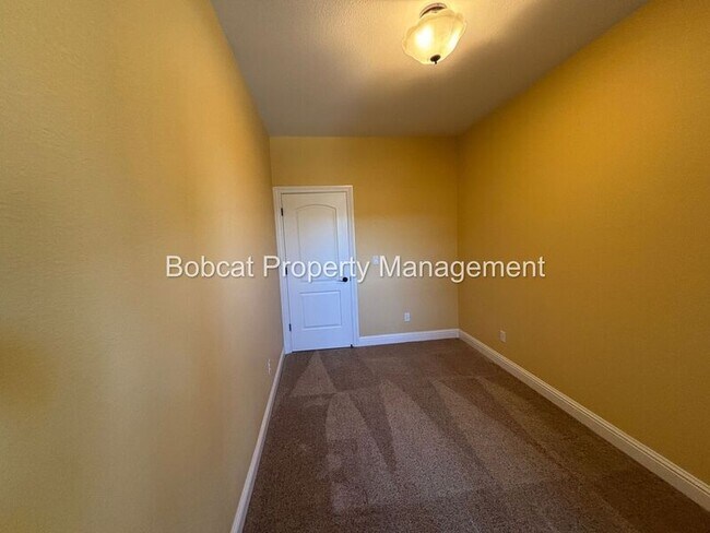 Building Photo - 1360 Turner Ct