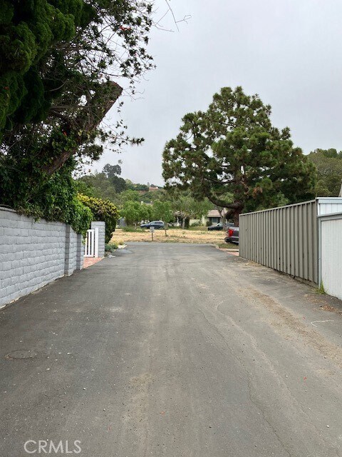 Building Photo - 57 Margate Square