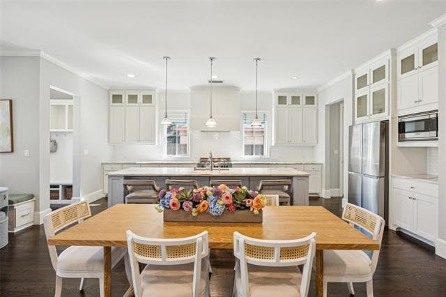 Building Photo - 6435 Glenrose Ct