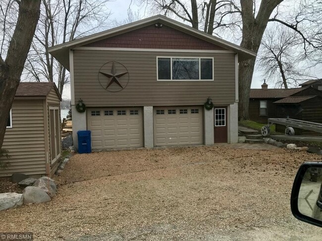 Building Photo - 14684 Cove Ave SE