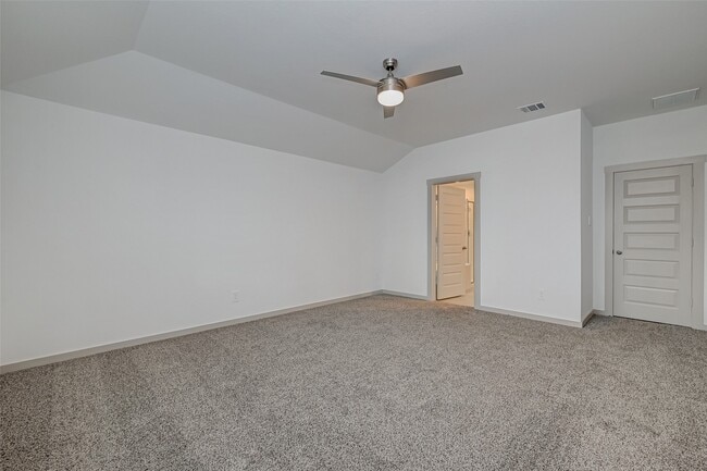 Building Photo - 1203 Hyde Lk Ln