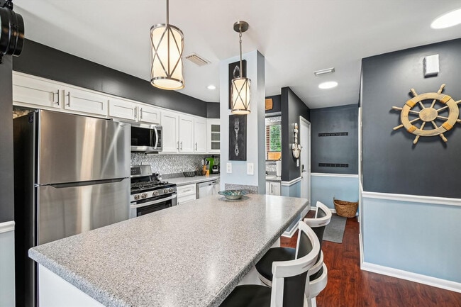 Building Photo - 17751 Panama City Beach Pkwy