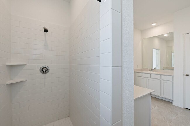 Building Photo - 5003 Park Willow Dr