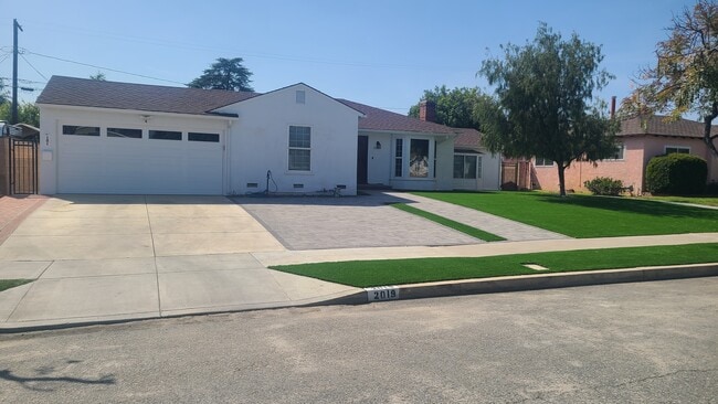 Building Photo - 2019 N Manning St