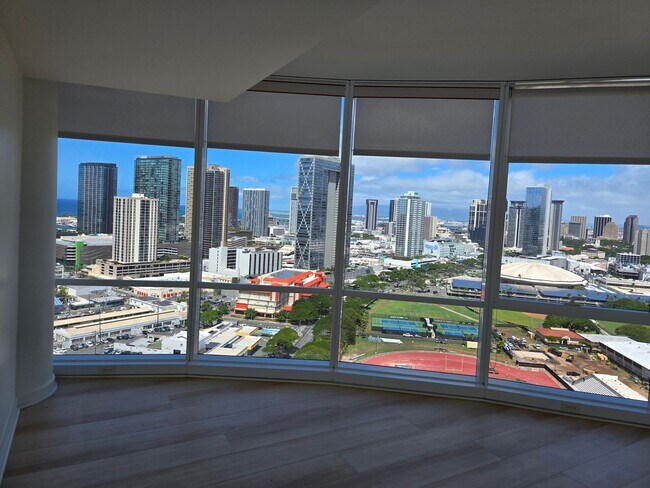 Building Photo - 1288 Kapiolani Blvd