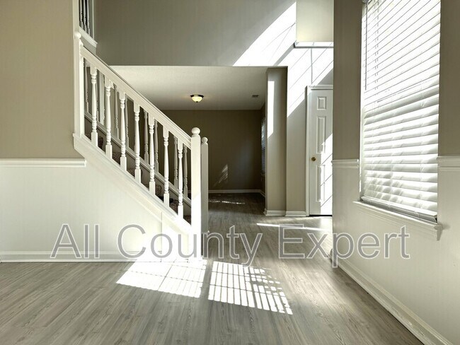 Building Photo - 4605 Skyward Pass