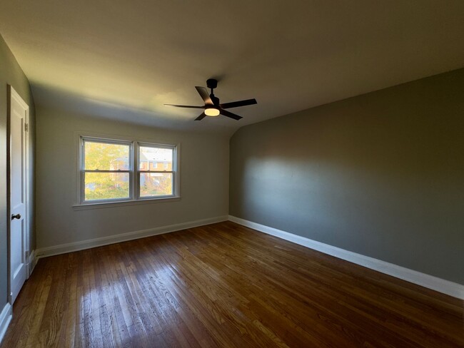 Building Photo - Beautiful Two-Bedroom Parkville Townhome w...