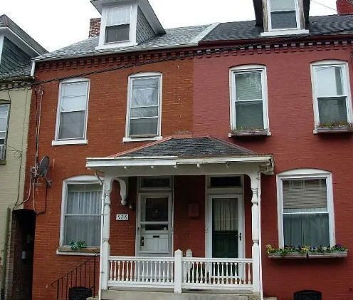 Building Photo - 526 Howard Ave