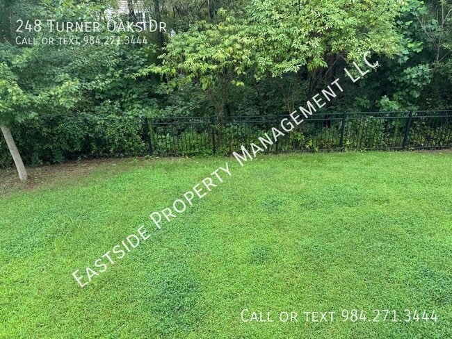 Building Photo - 248 Turner Oaks Dr