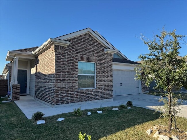 Primary Photo - 520 Doherty