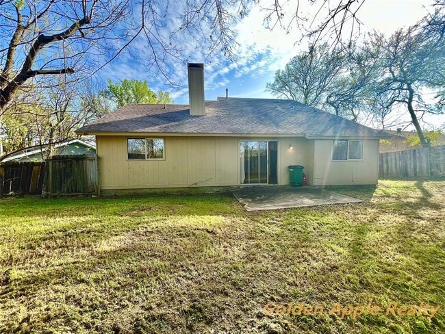 Building Photo - 4904 Cabob St