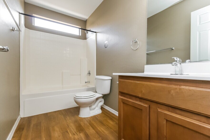 Building Photo - 3301 W Carlos Ln