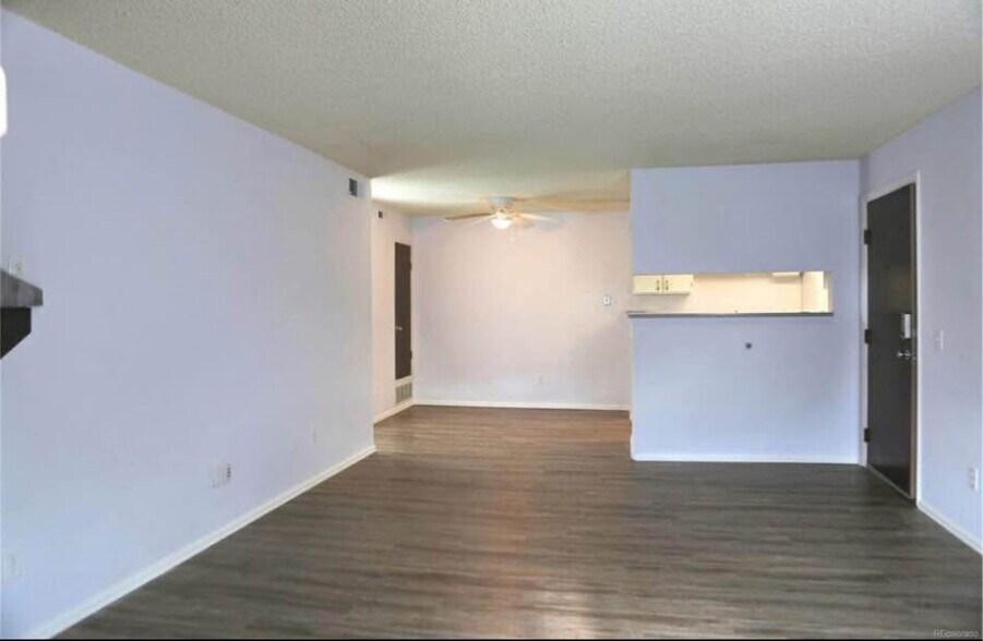 Building Photo - 14434 E Colorado Dr