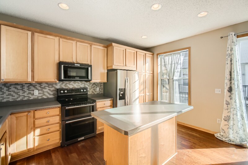 Building Photo - 11322 Stratton Ave