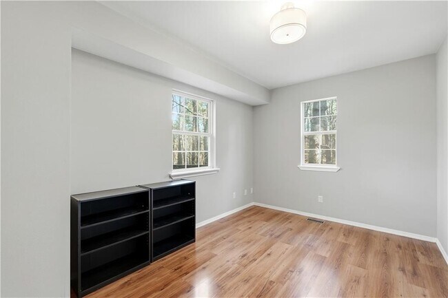 Building Photo - 4 Wendron Cir