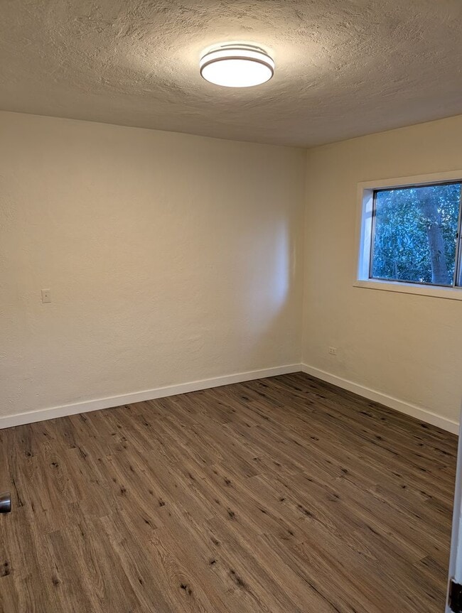 Building Photo - 3433 Willow St