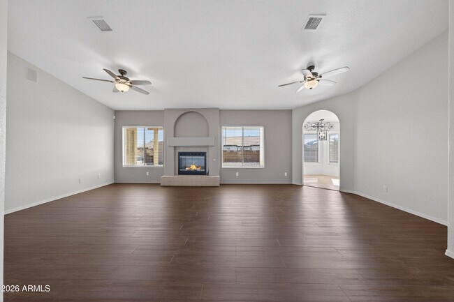 Building Photo - 3824 Plaza De La Yerba