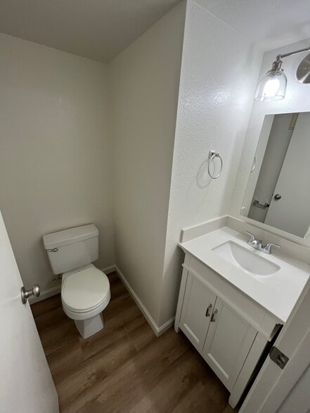 Building Photo - 3140 Alicita Ct