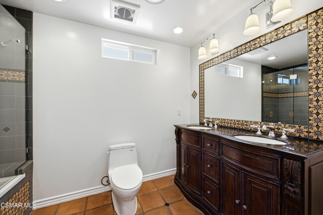 Building Photo - 1090 Elfstone Ct