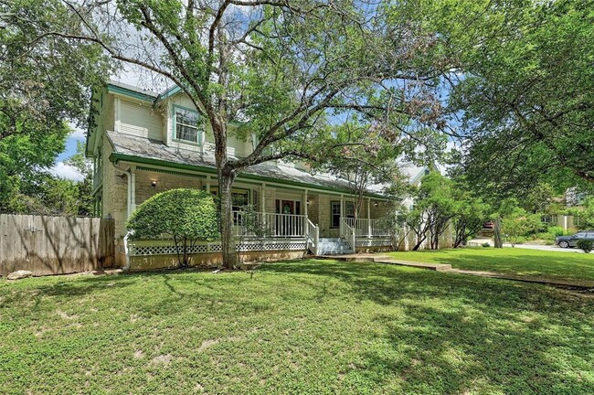 Building Photo - 3605 Silver Hill Cir