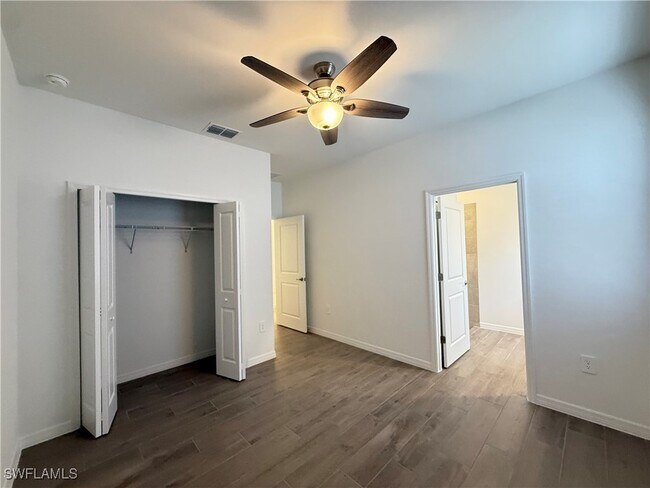 Building Photo - 2357 Avocado Ln
