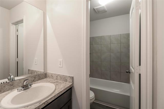 Building Photo - 8201 Camellia Rose Dr