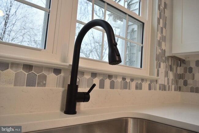 Building Photo - 12121 Chaucer Ln