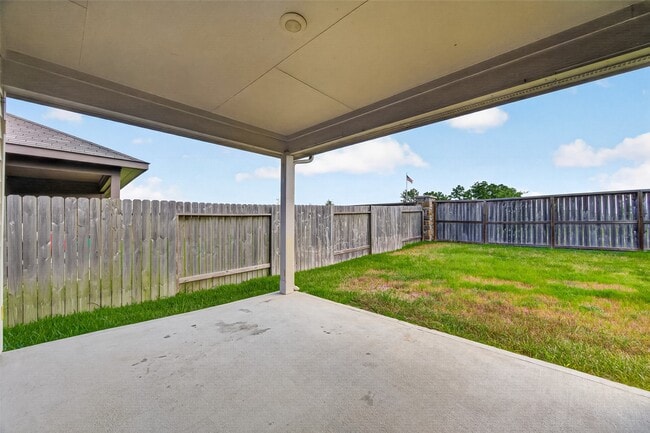 Building Photo - 21501 Rustic Elm Dr