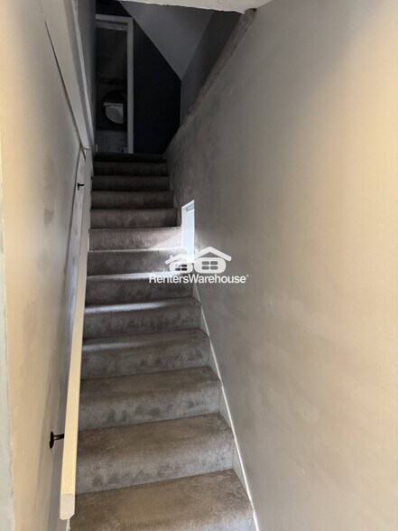 Building Photo - 24A Holloway Rd