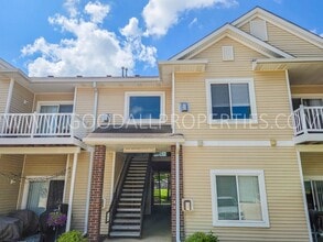 Building Photo - 3-Bedroom, 2-Bath Low-Maintenance Waukee Condo with Garage