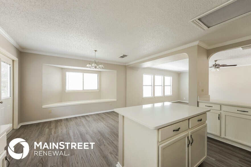 Building Photo - 16135 Turnstone Ln