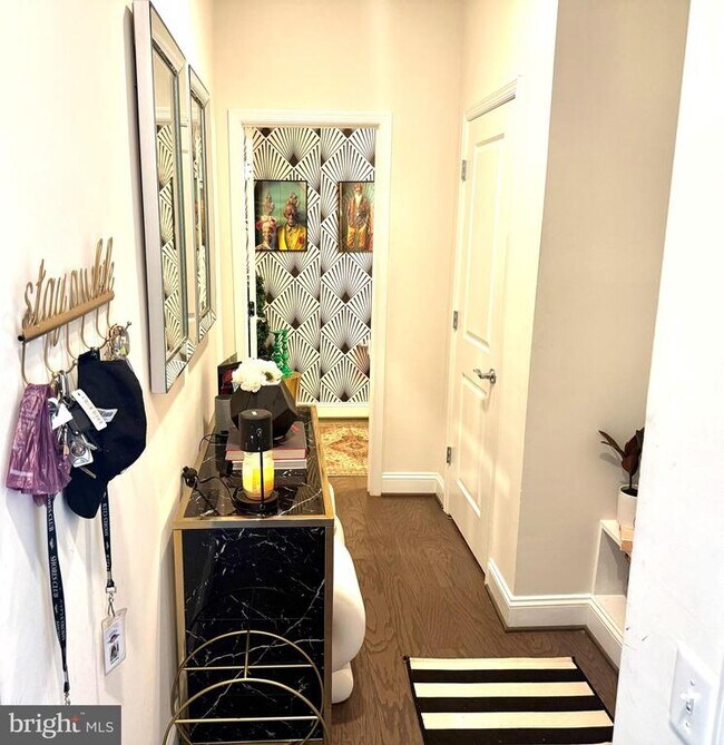 Building Photo - 17351 Redshank Rd