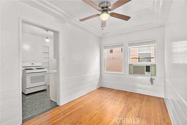 Building Photo - 263 N Swall Dr