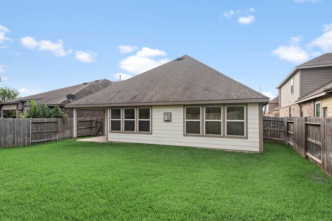 Building Photo - 15706 Summer Maple Trl