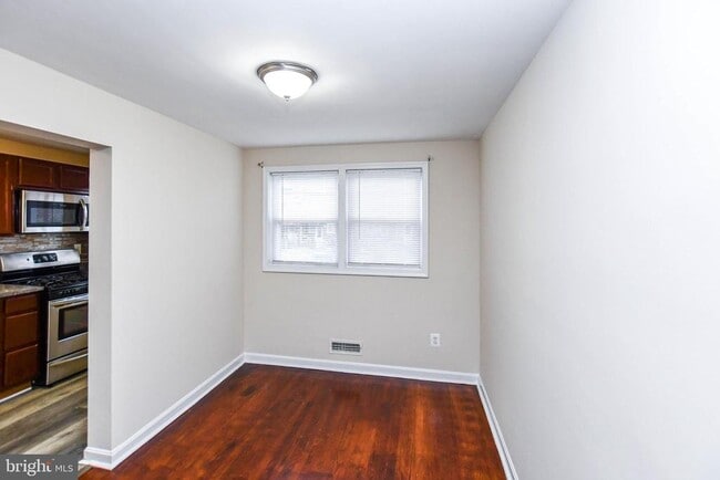 Building Photo - 4773 Elison Ave