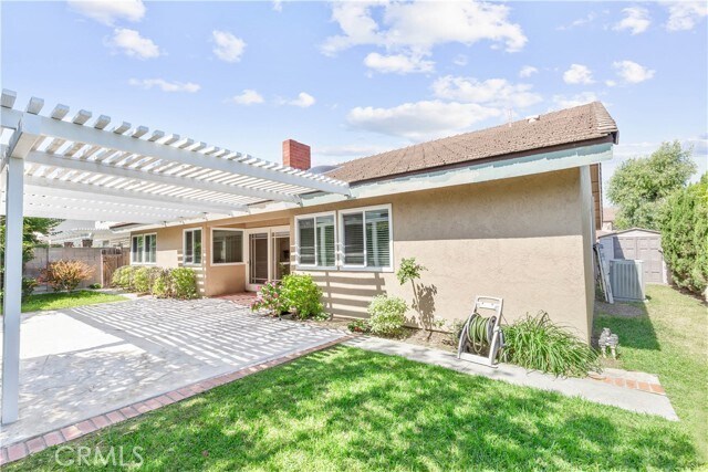 Building Photo - 15772 Exeter St