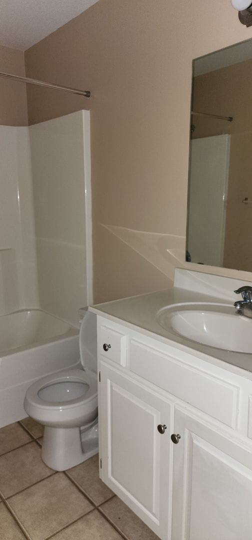 Building Photo - Wonderful 3 bed 2.5 Bath in Waldo! Availab...