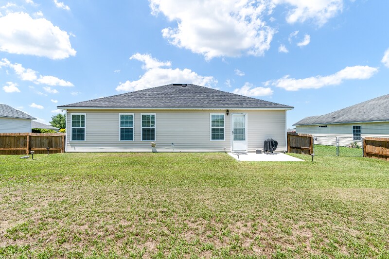Building Photo - 5252 Fortress Cir