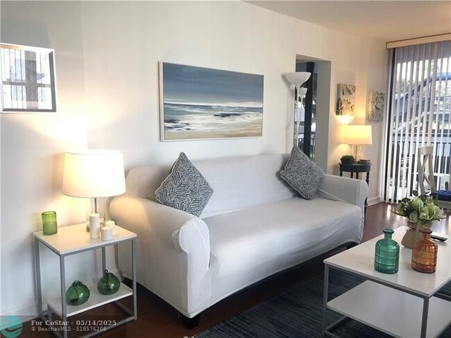 Primary Photo - 3031 N Ocean Blvd
