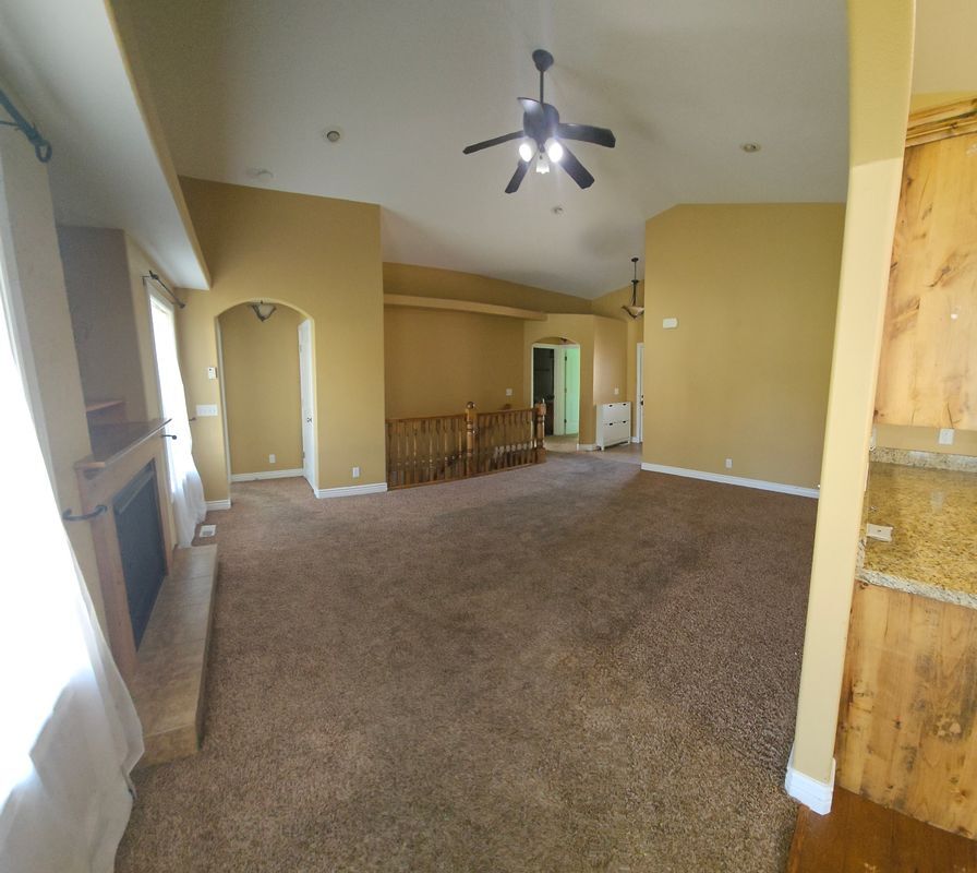 Building Photo - 2664 Clarence Pl