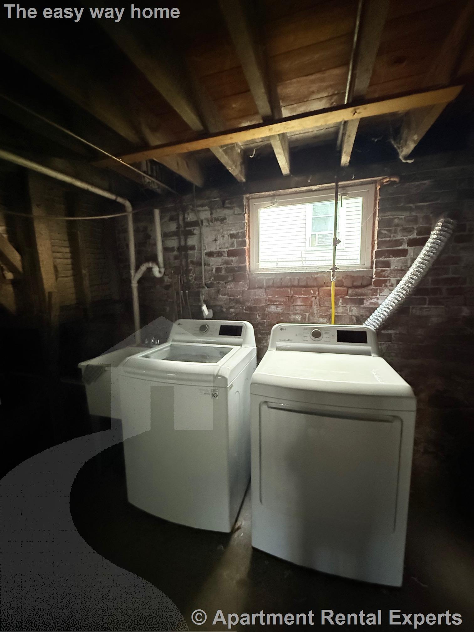 Building Photo - 69 Raymond Ave