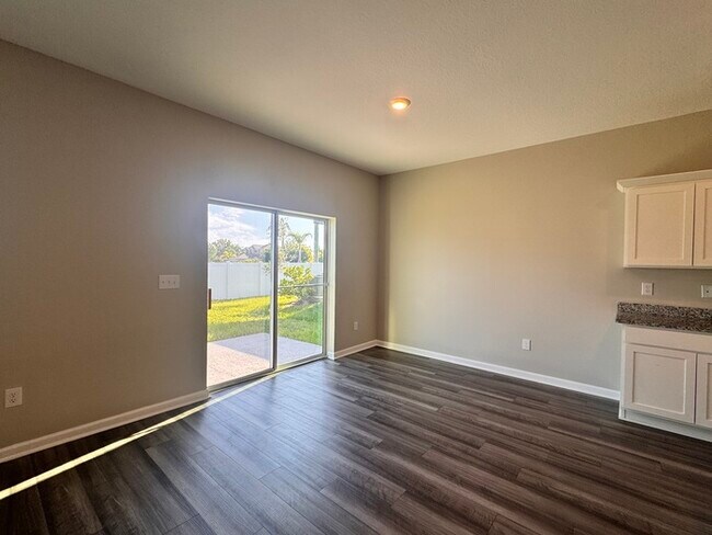 Building Photo - 4 Bed/3 Bath/2 Car Garage New Construction...