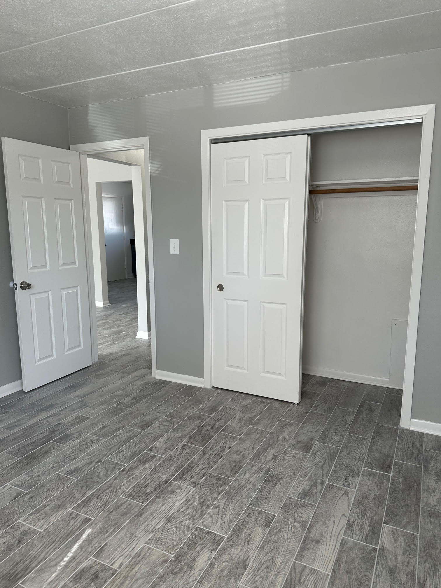 Building Photo - 1316 Carol St