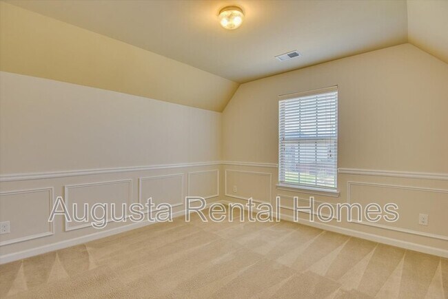 Building Photo - 2079 Willhaven Dr