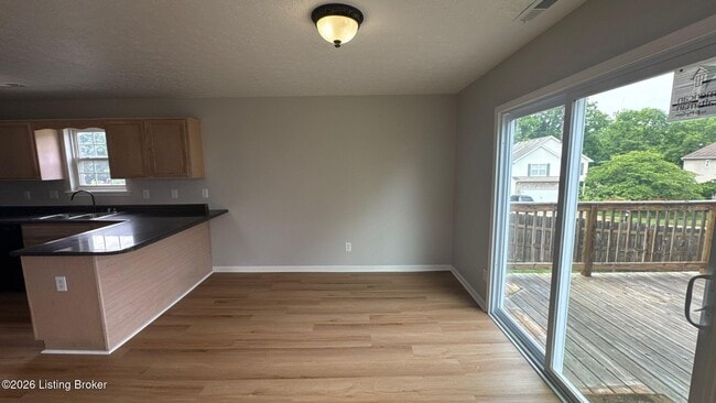 Building Photo - 7901 Bridlewood Pl