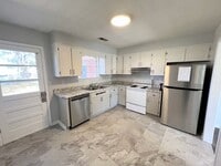 Building Photo - Moss Avenue Complex